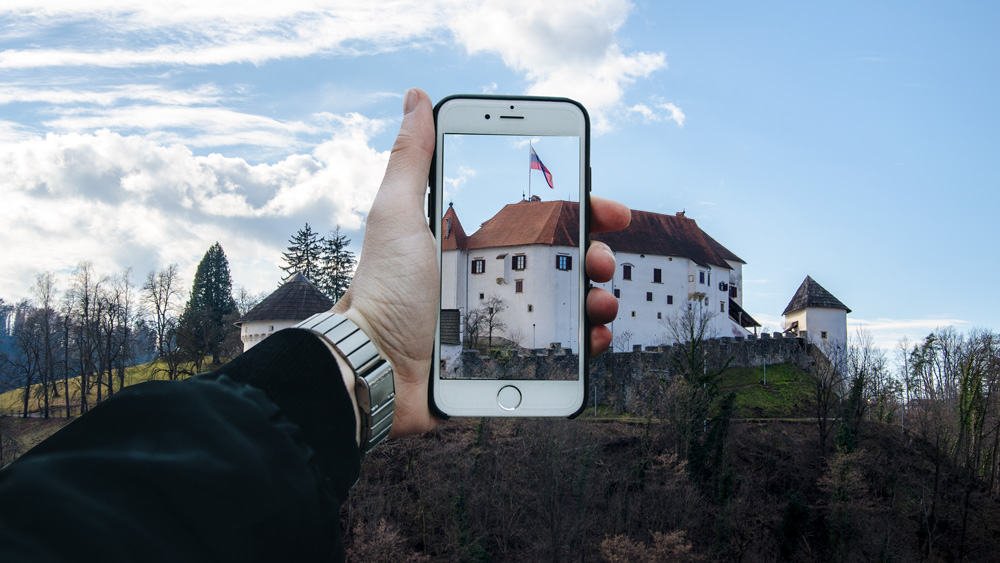 WiFi tudi v grajskih sobanah