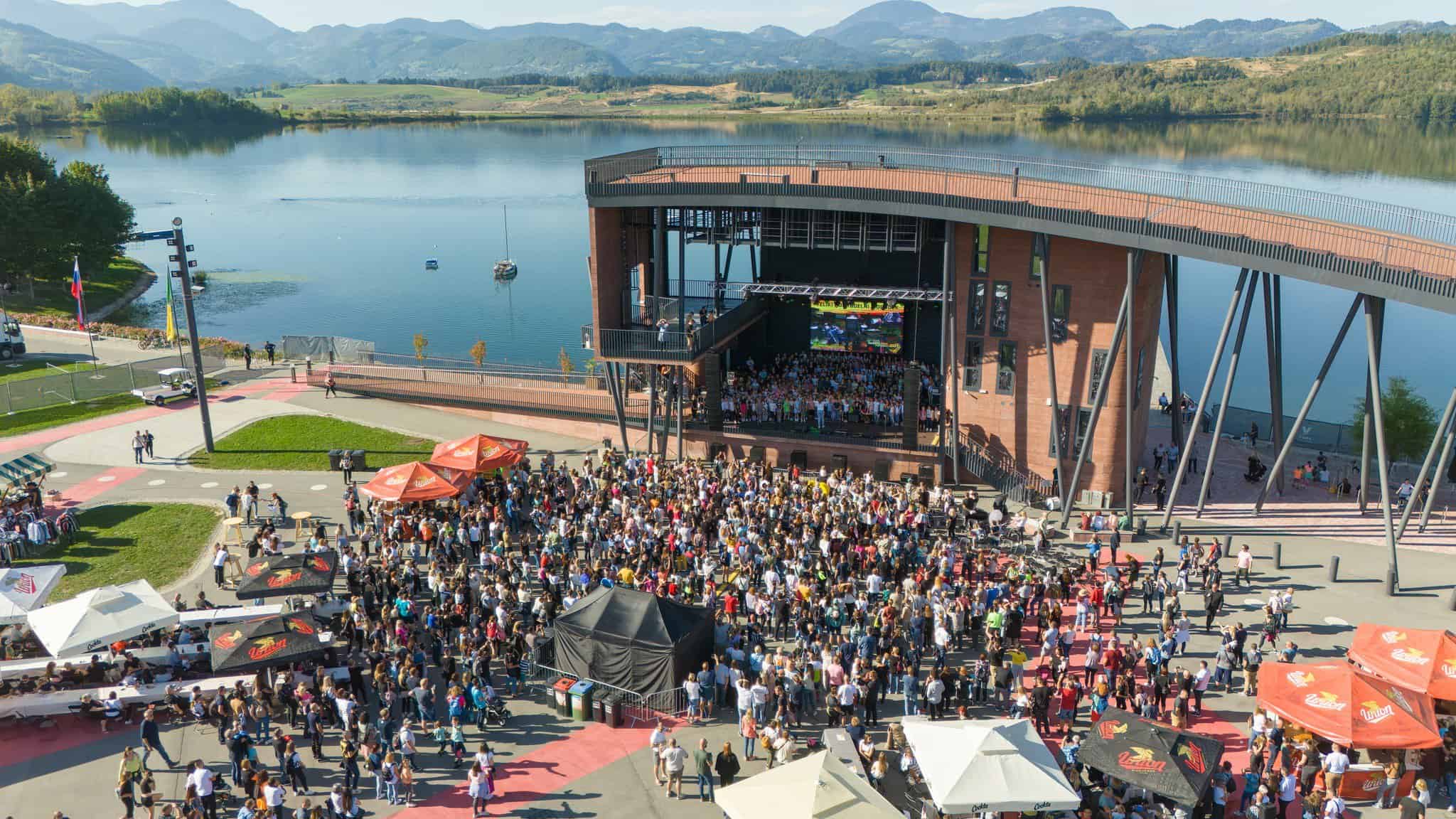 V akciji Velenje pomaga zbranih 100 tisoč evrov že razdelili pomoči potrebnim