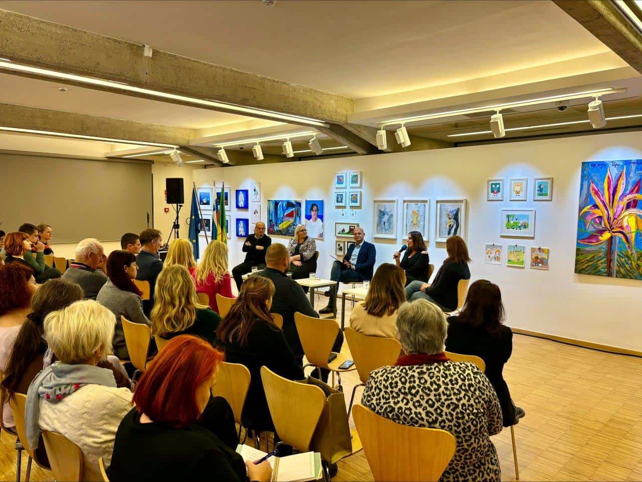 Generacijski forum Kultura danes. Kultura jutri?  Je potekal 4. decembra v Velenju s poudarkom na potrebi po finančni pomoči za kulturne projekte