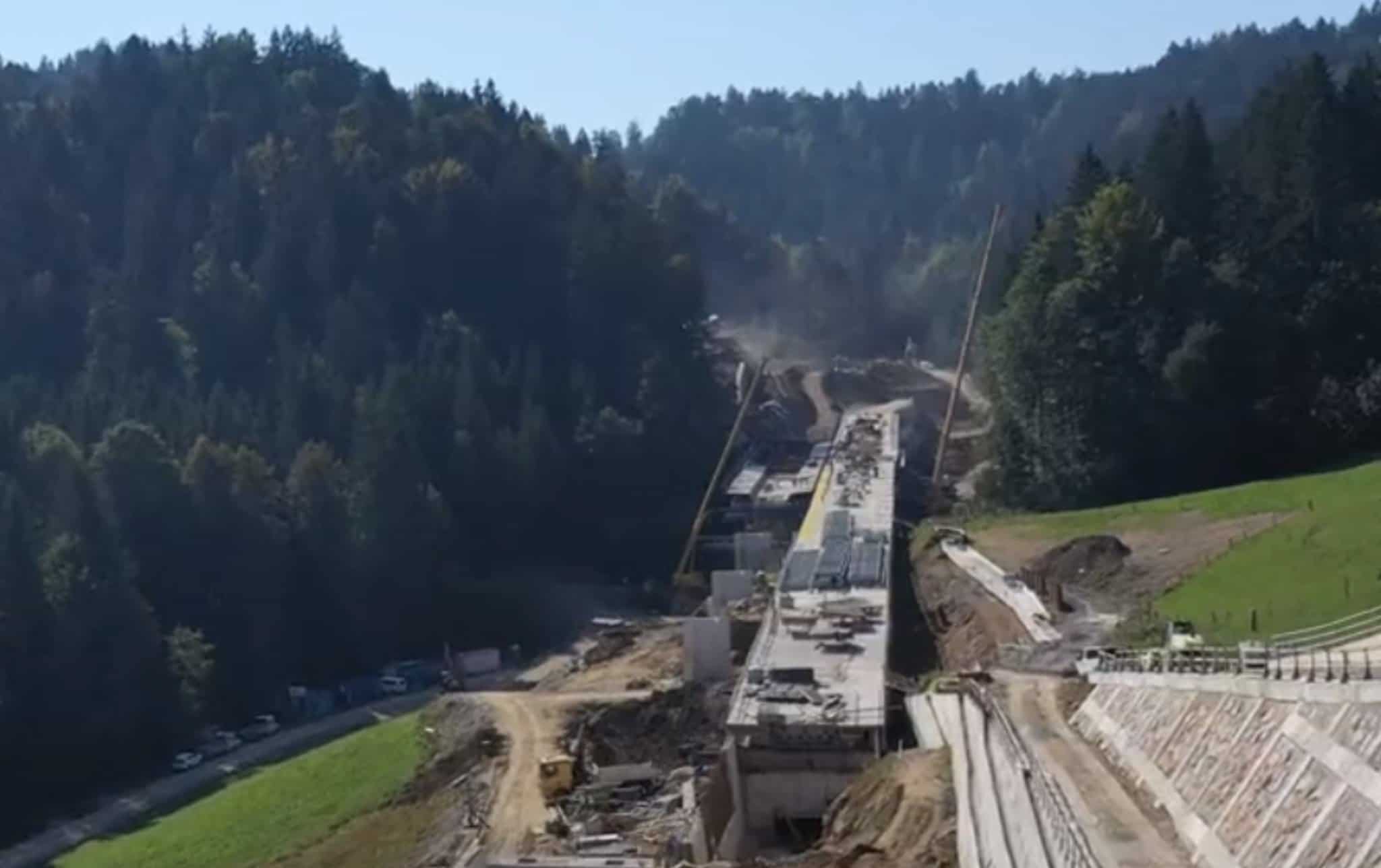 Spremenjenem način delovanja informacijske pisarne za severni del 3. razvojne osi v prostorih Občine Šmartno ob Paki