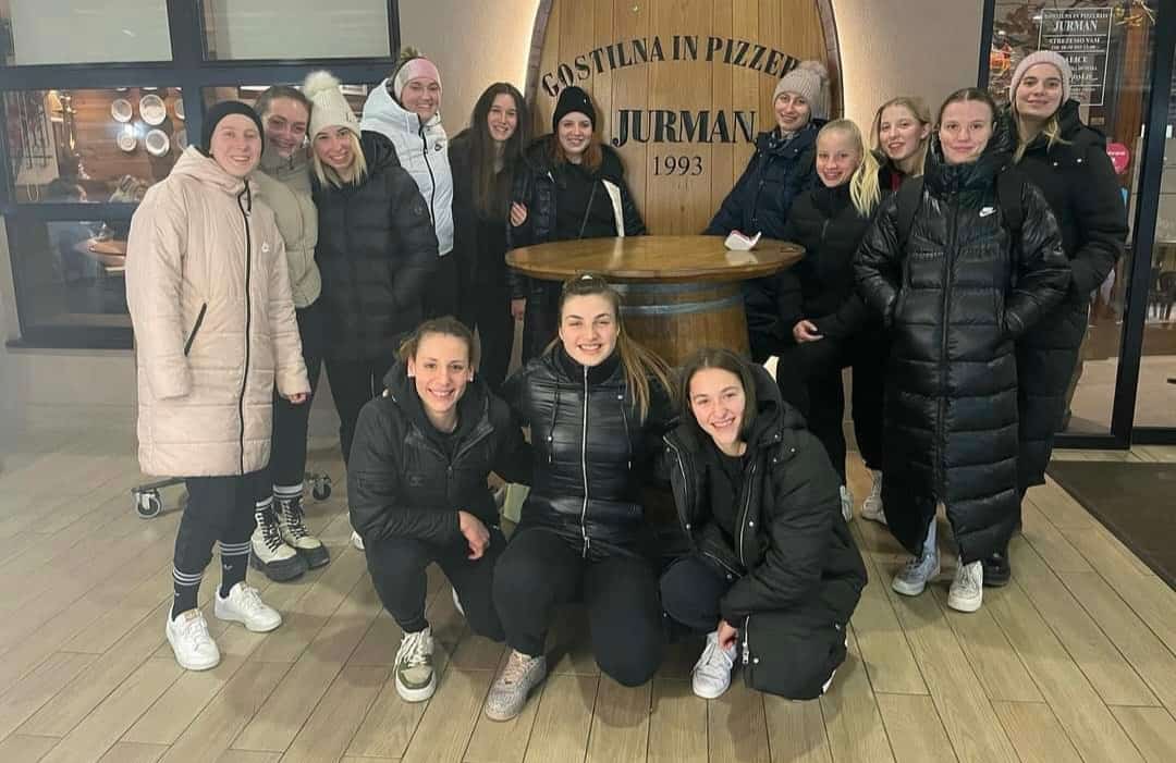 Rokometašice ŽRK Velenje morale priznati premoč ekipi RK Krim Mercator #utrinki