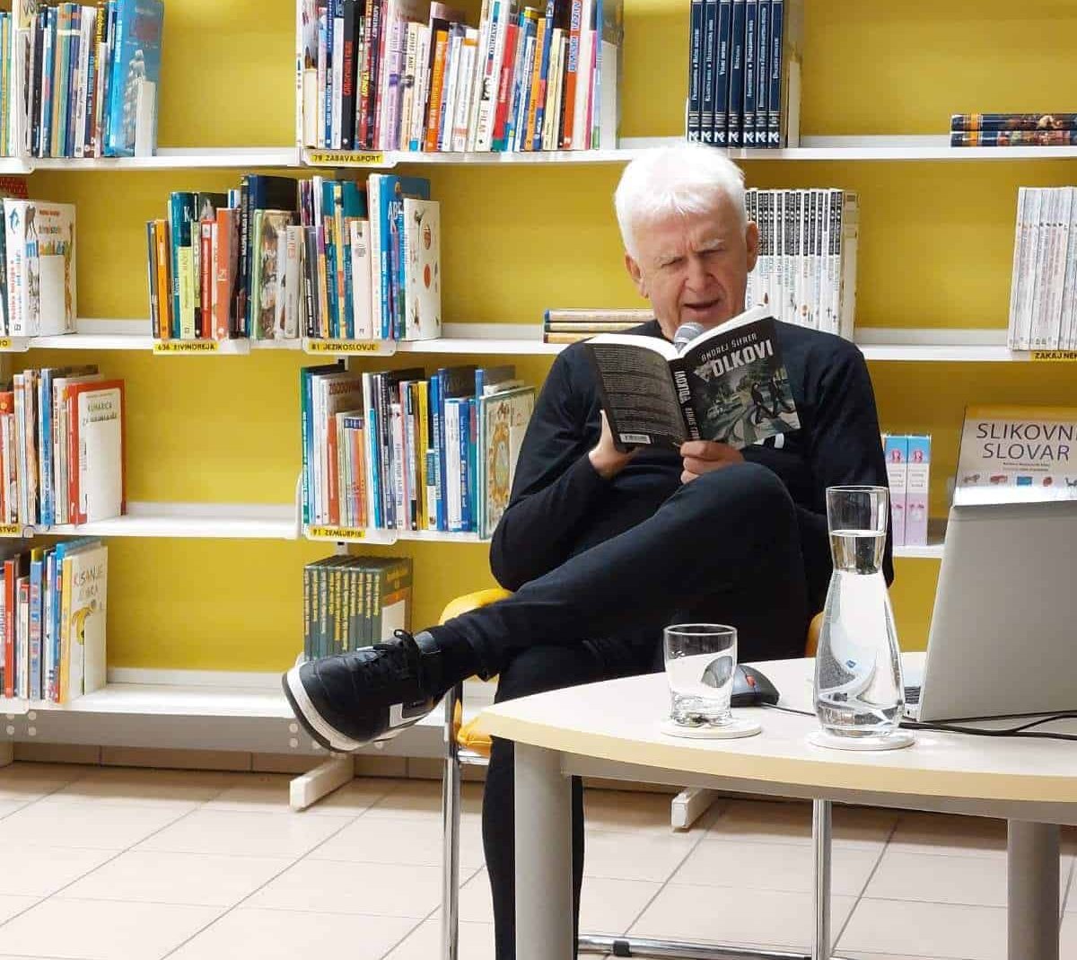 Knjižnica Šmartno ob Paki včeraj gostila Andreja Šifrerja