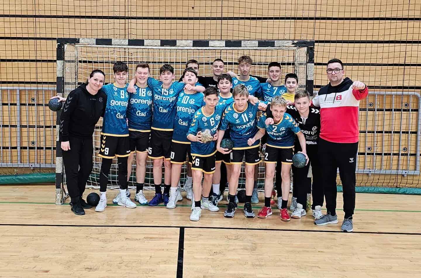 Velenjske osice slavile na velikonočnem turnirju Koper Cup