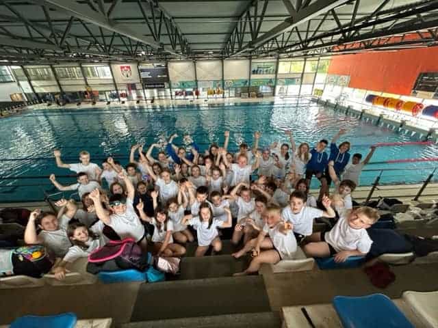 Velenjski plavalci navdušujejo na trobojih