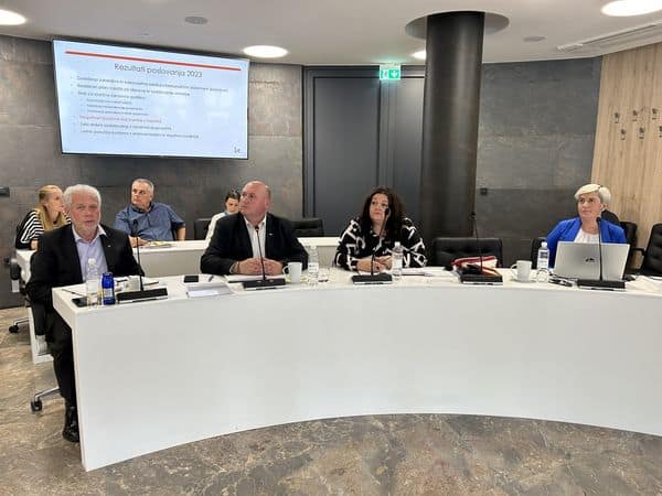Na seji Občinskega sveta Občine Šoštanj obravnavali več točk, med drugim razpravljali o težavah s katerimi se soočajo mladi