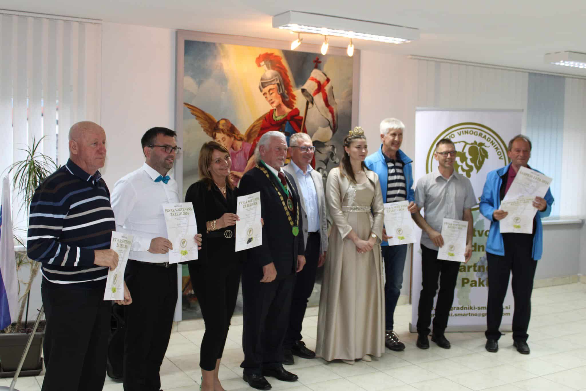 V Šmartnem ob Paki razglasili rezultate ocenjevanja vin letnika 2023 in podlili priznanja
