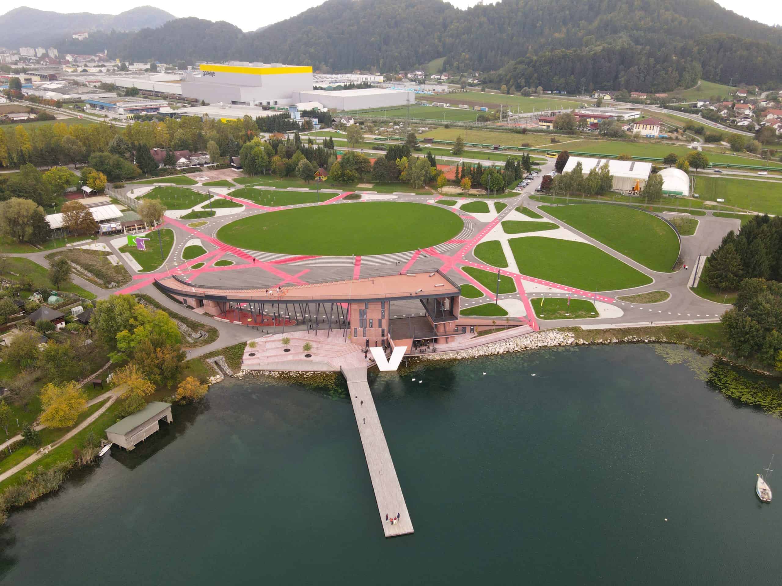 Skočimo v poletje s Prljavim Kazalištem