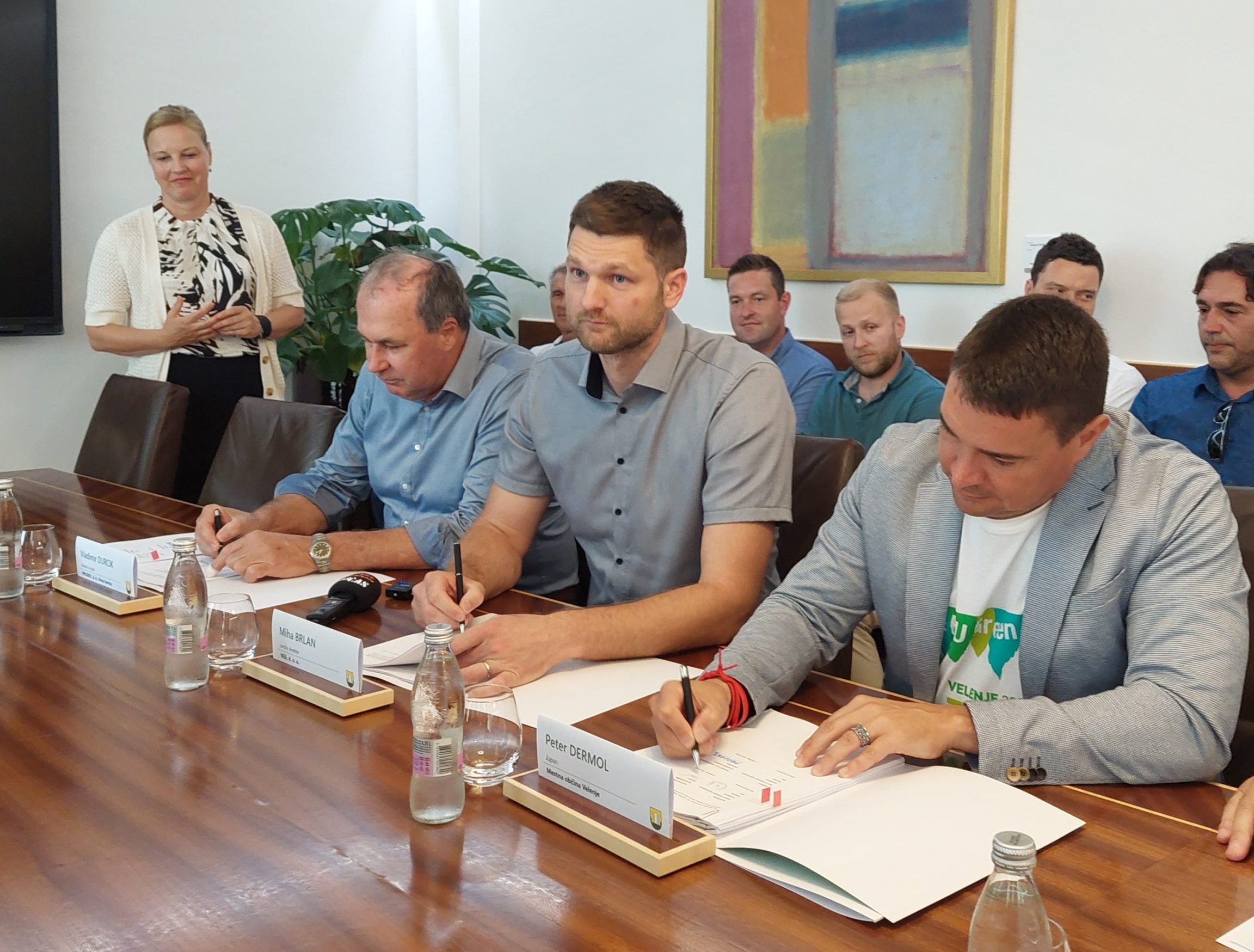 Podpisani pogodbi za obnovo Stare elektrarne - centra prihodnosti