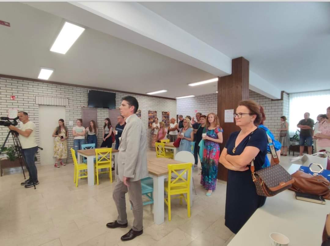 V velenjski glasbeni šoli na ogled razstava o razrednih umetniških večerih