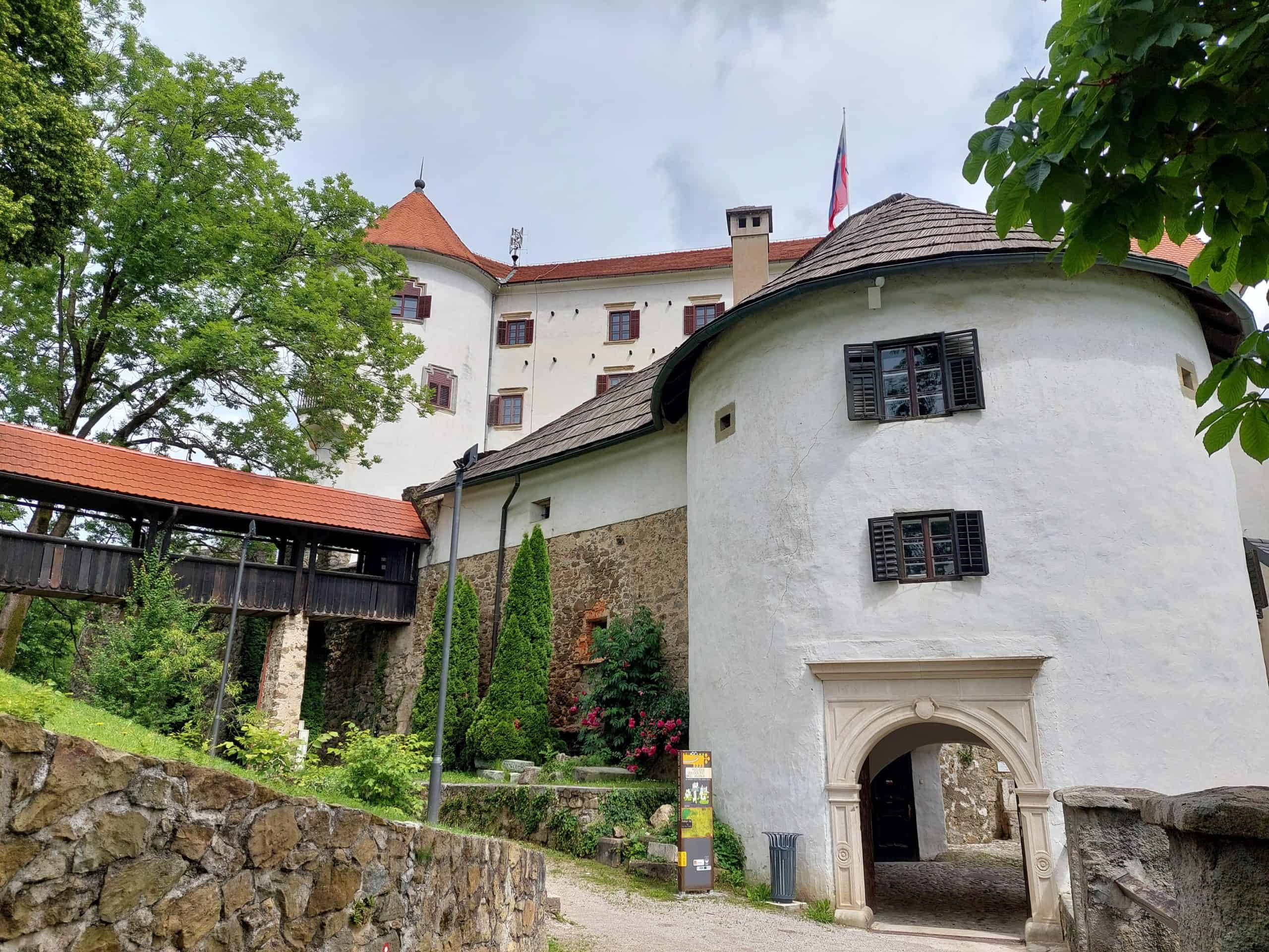 Muzej Velenje vabi: med poletnimi vikendi odprta vrata Kavčnikove in Grilove domačije