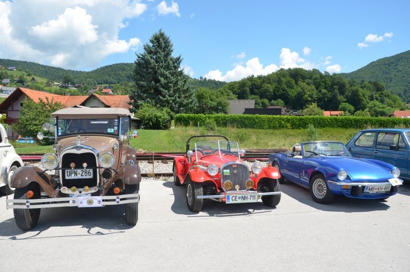 Srečanje starodobnikov: v soboto bo v Šmartnem ob Paki potekal Pilihov memorial, popeljali se bodo tudi do Viste