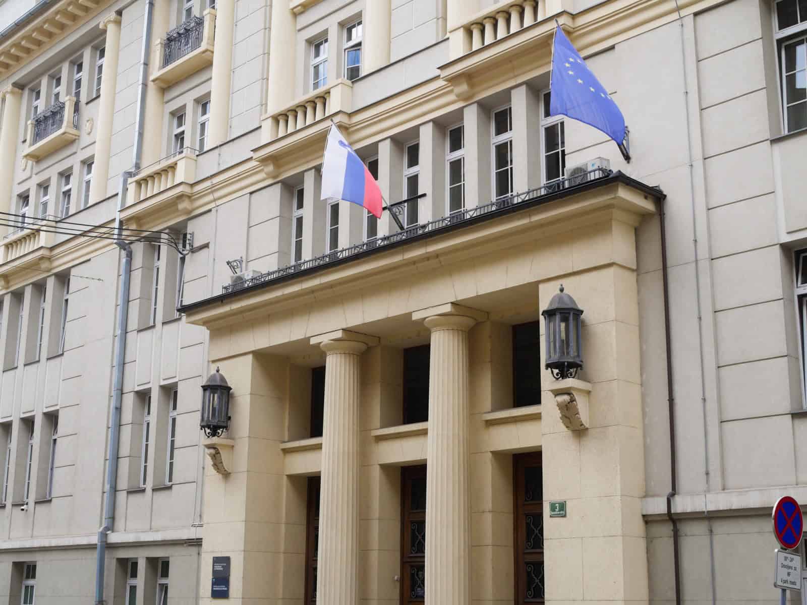 Ministrstvo za pravosodje: Spremembe na področju mladoletniške kriminalitete morajo biti premišljene