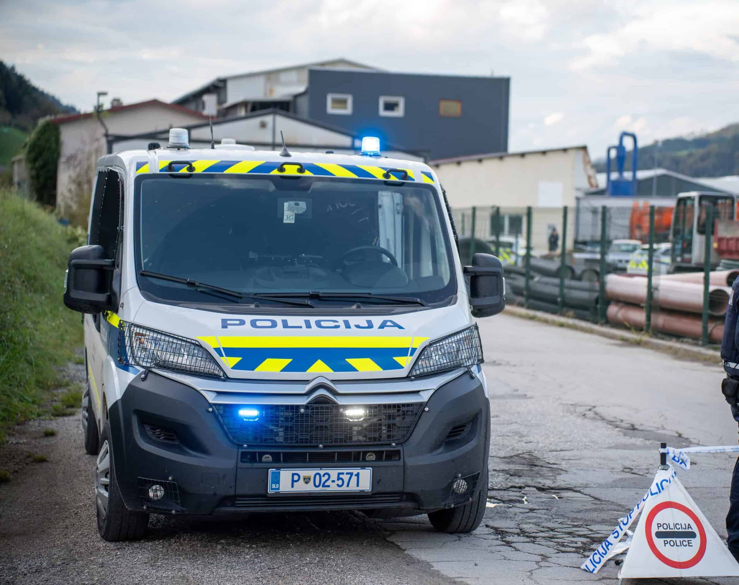 Streljanje v Slovenj Gradcu: Življenje izgubili dve osebi