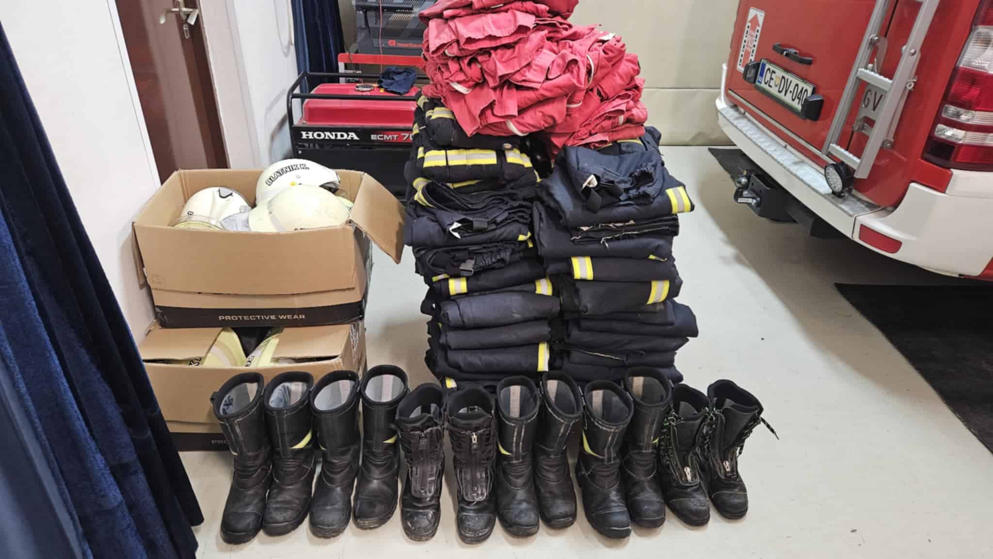 PGD Gaberke donira opremo gasilskim prijateljem iz Bosne in Hercegovine