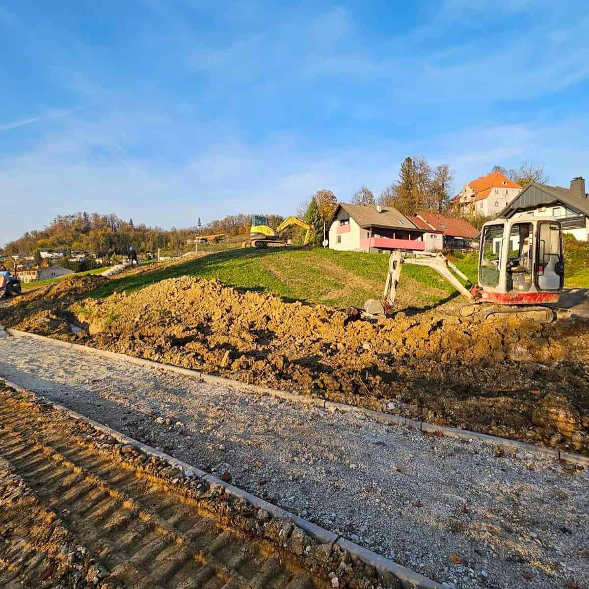 Urejanje Večgeneracijskega parka Lipa v polnem teku