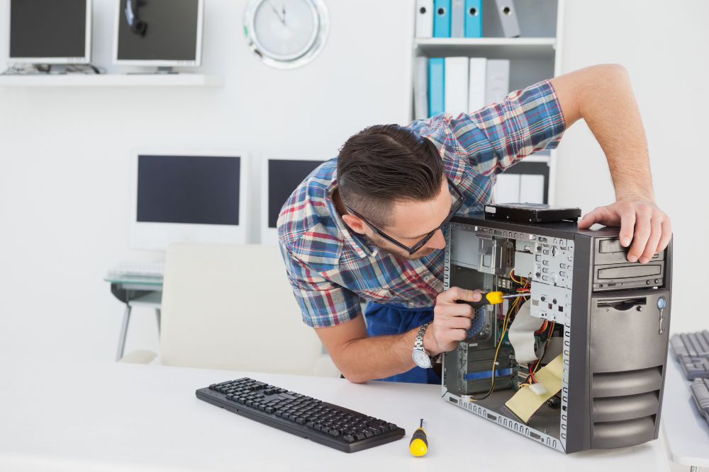 Kako podaljšati življenjsko dobo računalnika s pravilnim vzdrževanjem?