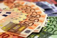 Državni proračun avgusta s približno 90 milijonov evrov presežka