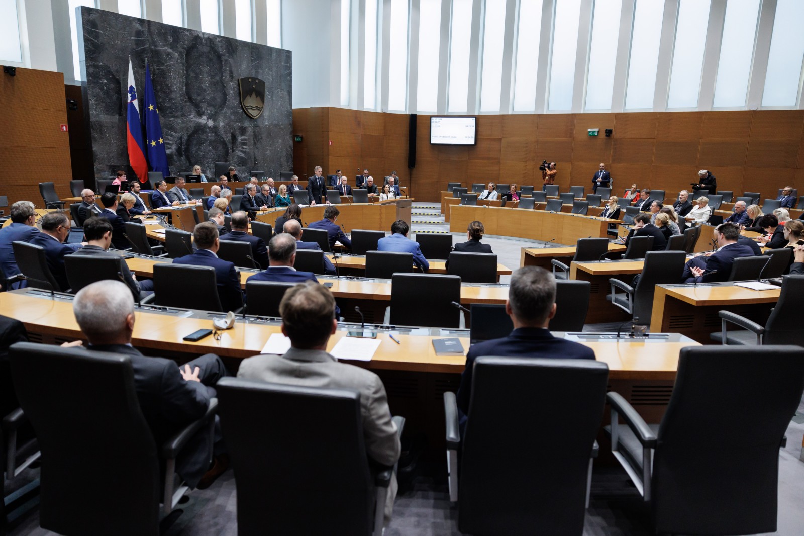 S potrditvijo poslanskih mandatov ustanovljen deseti sklic DZ, Stevanović kandidat za predsednika DZ