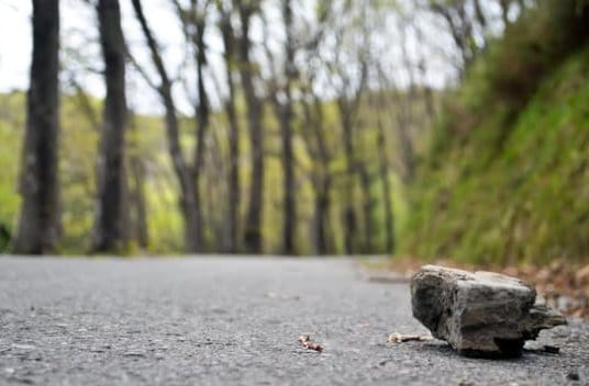 Velike temperaturne razlike v tem obdobju povečujejo nevarnost krušenja skal in kamenja