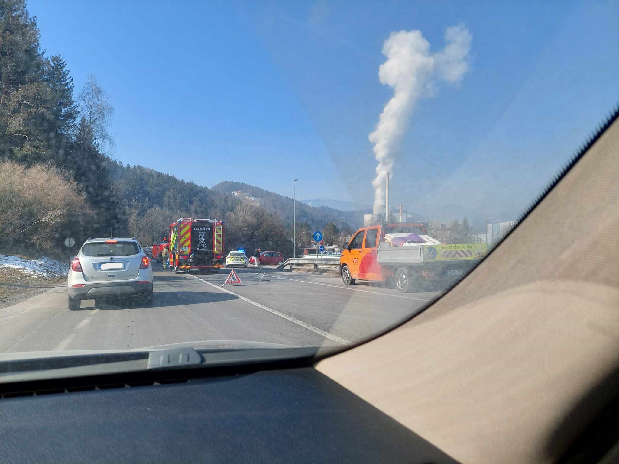 Pri Esotechu je prišlo do prometne nesreče