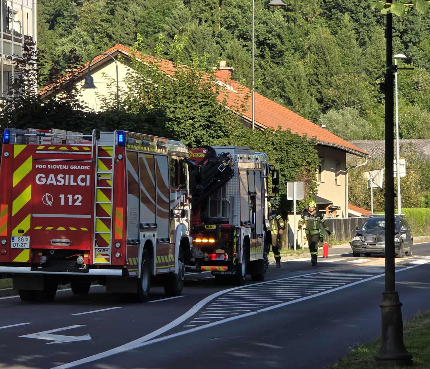 V Mislinji pri Mercatorju prišlo do prometne nesreče