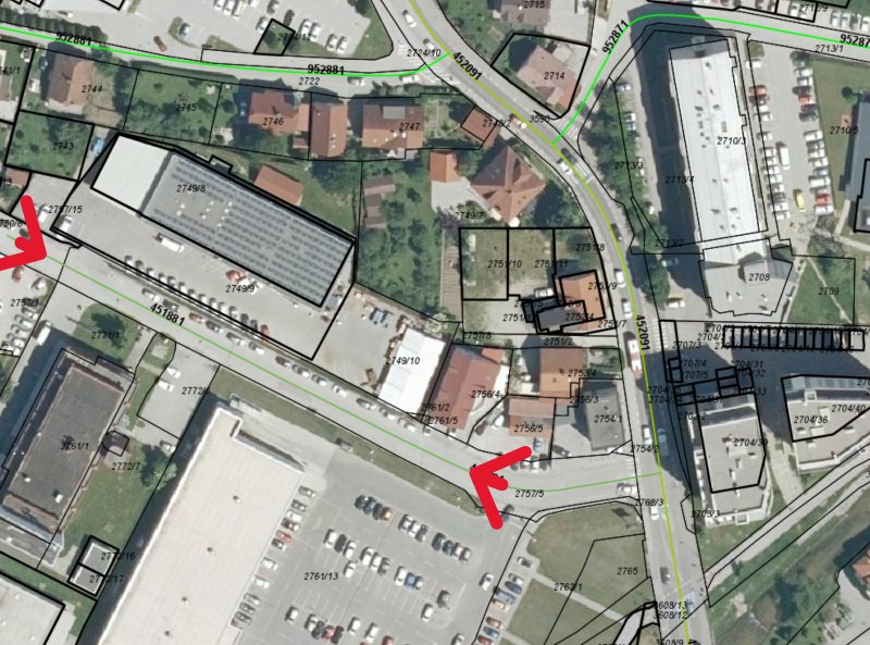 Zaradi vzdrževalnih del vzpostavljena polovična zapora na Štrbenkovi cesti