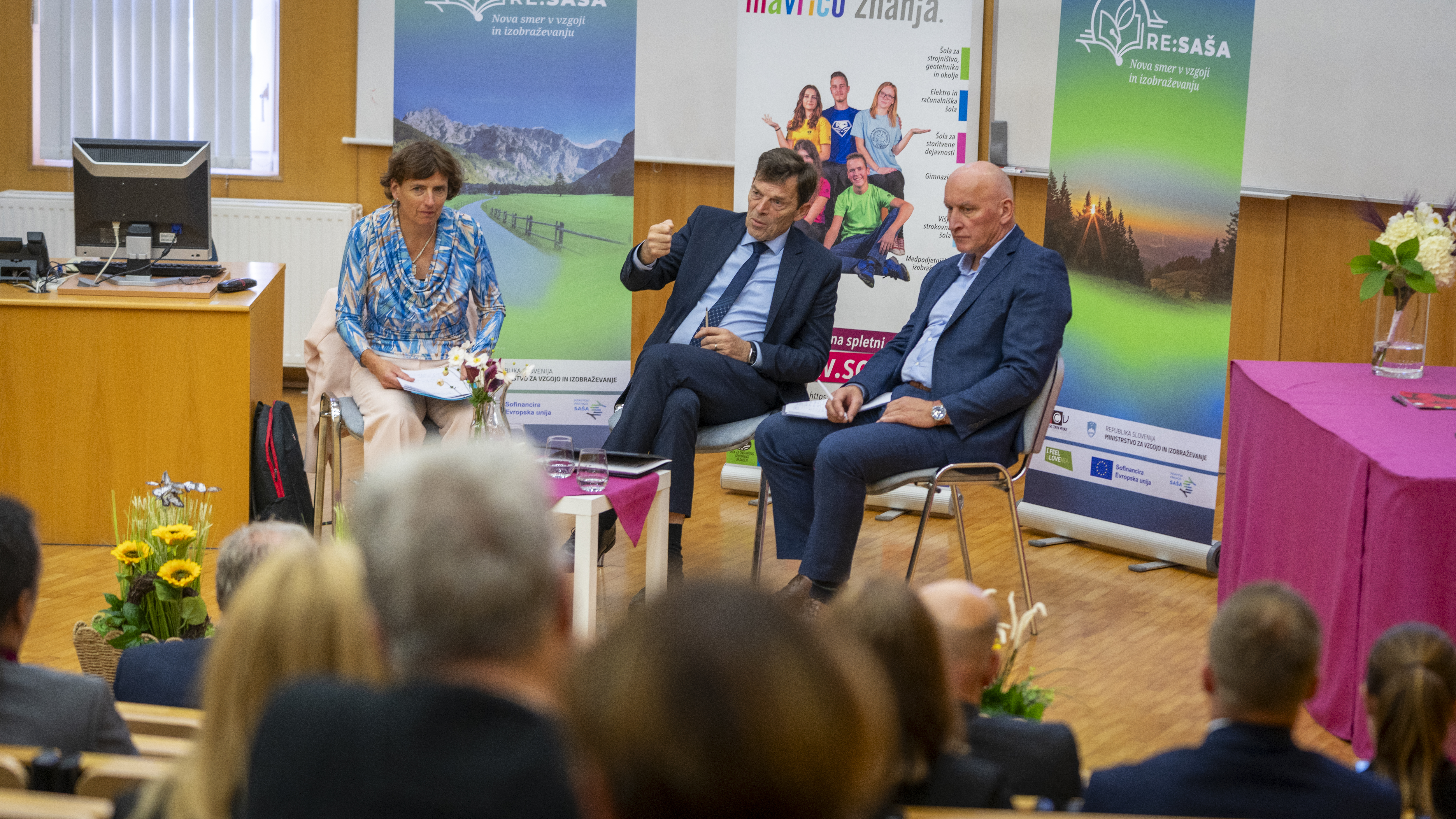 Obisk Vlade RS: Vladna ekipa obiskala tudi Šolski center Velenje