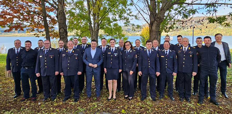 Župan s sodelavci sprejel predstavnike prostovoljnih gasilskih društev in Poklicne gasilske enote Velenje