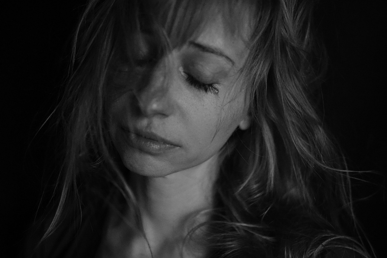 Mladi si pri žalovanju želijo več razumevanja in podpore