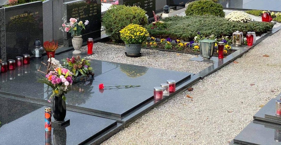 Z akcijo Manj svečk za manj grobov za zmanjšanje količine sveč na grobovih