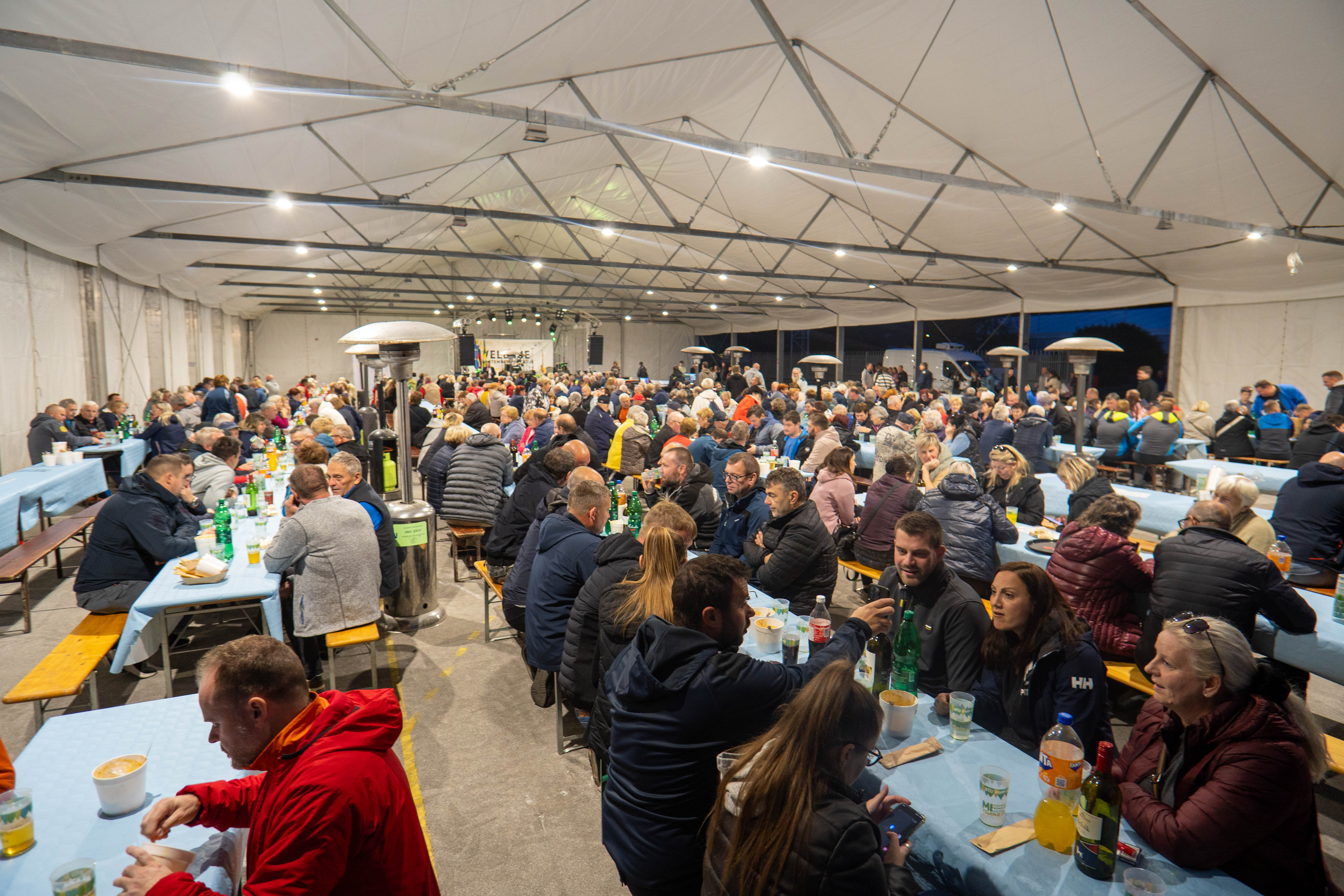 FOTO in VIDEO: Na velikem županovem sprejemu  razglasili naj prostovoljce Mestne občine Velenje