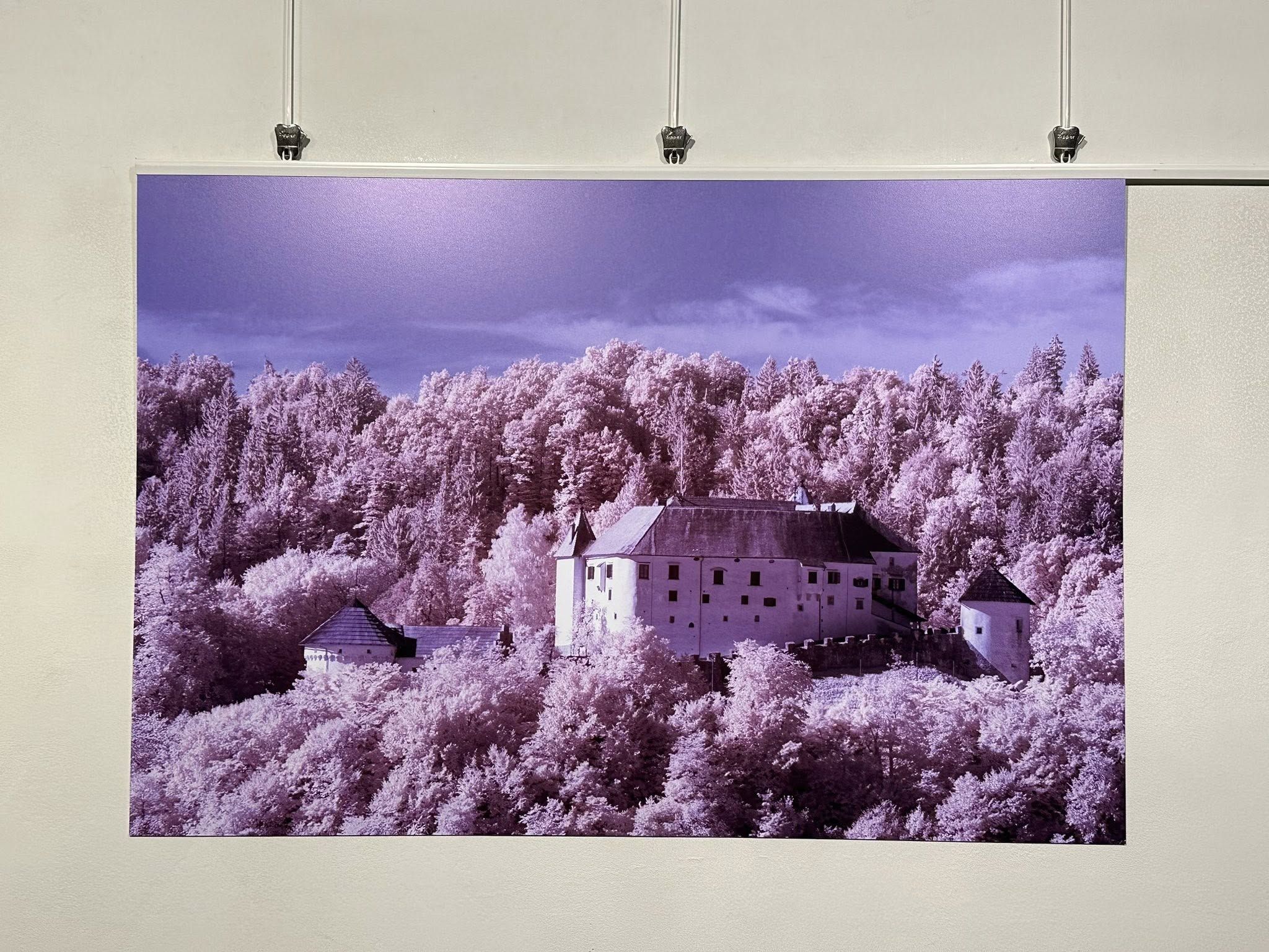 V galeriji Fbunker na ogled razstava "Velenje v infrardeči svetlobi" avtorja Roberta Gajška