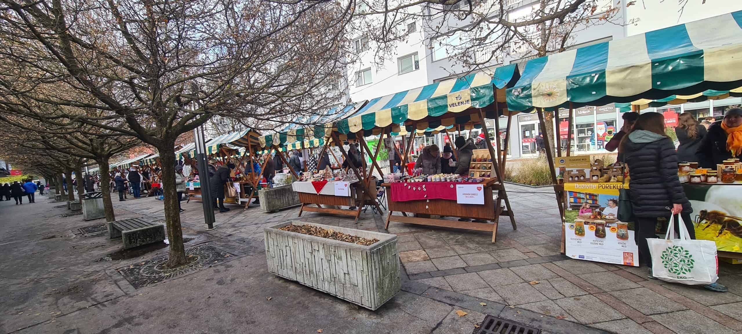 Čarobni december: V soboto bo na Titovem trgu potekal Praznični sejem drobnih daril in dobrot