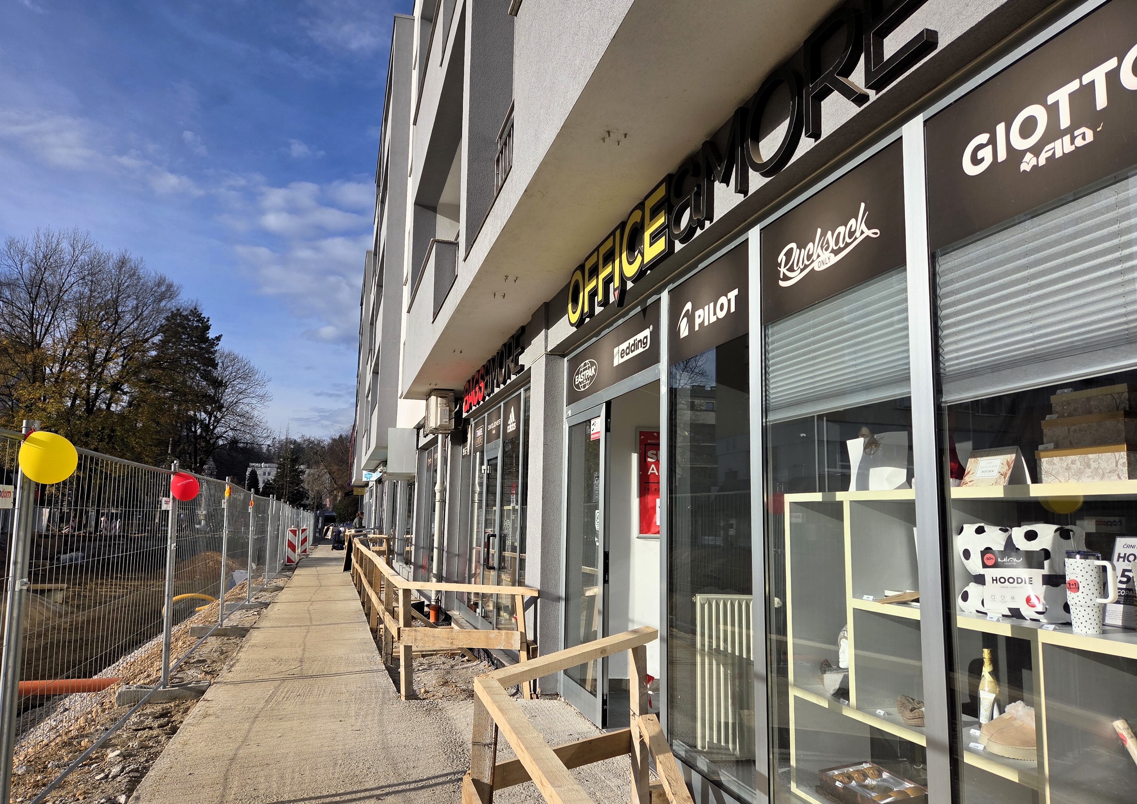 Prehod na Cankarjevi 2 je odprt: Ponudniki znova vabijo k obisku