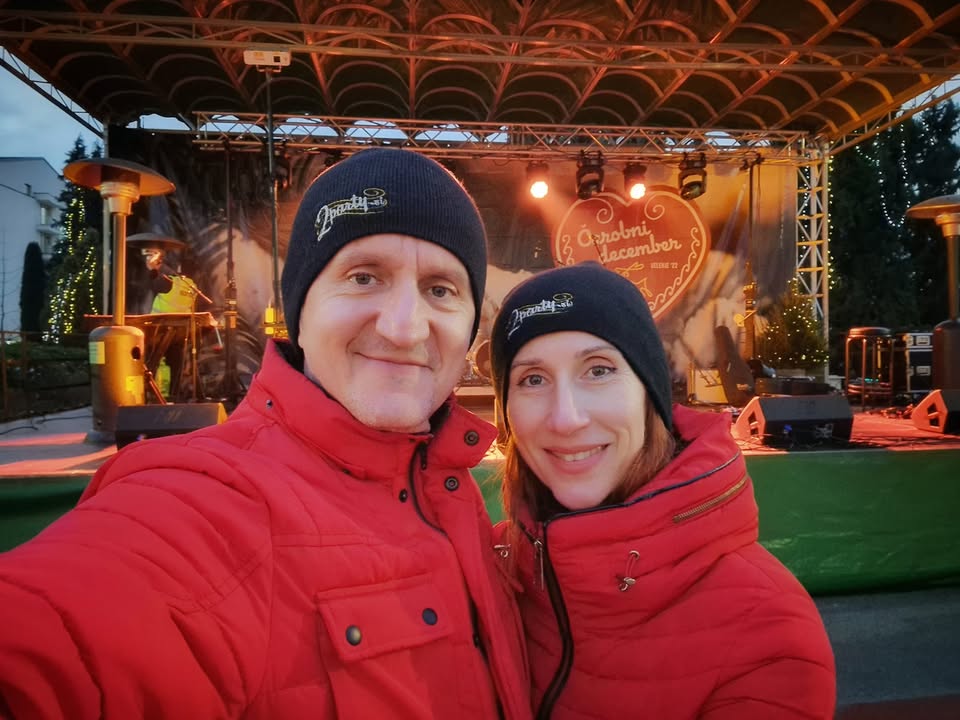 Čarobna promenada: Božič s 2Party